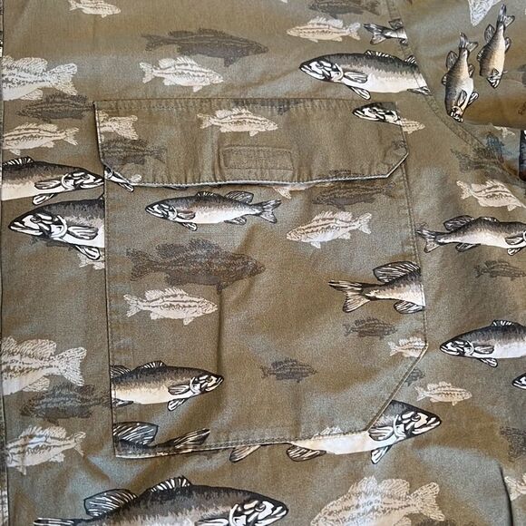 Cabela’s Legendary Quality Men’s Short Sleeve Button-Down Shirt - Size L - Picture 4 of 5